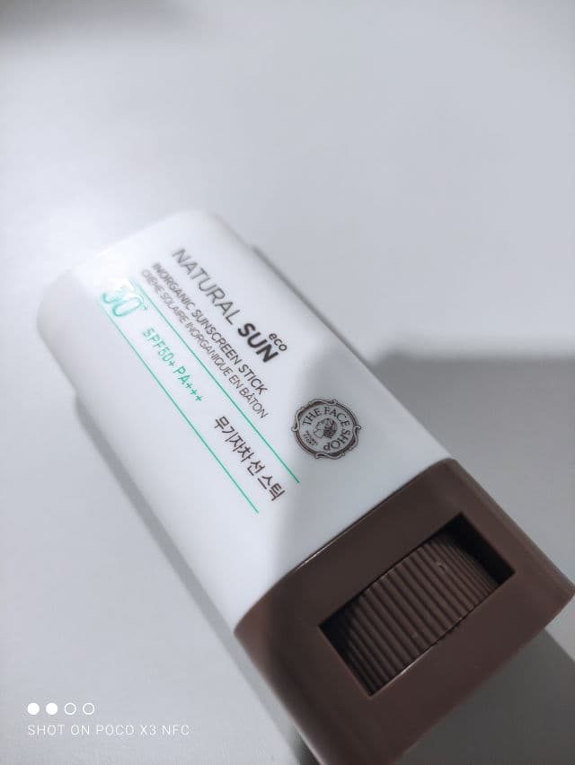 THE FACE SHOP Eco Natural Sun Inorganic Sunscreen Stick review photo by RexRia