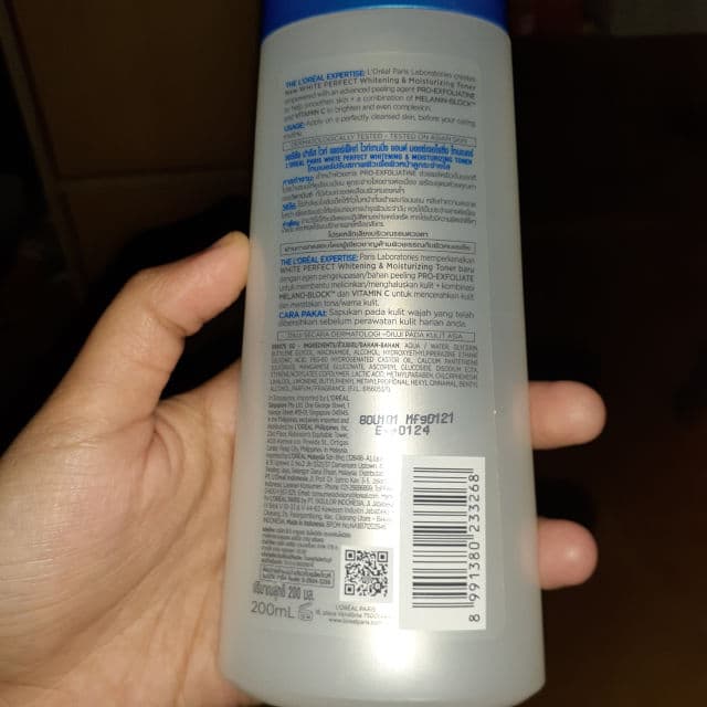 L'Oreal Paris White Perfect Whitening & Moisturizing Toner review photo by Rosanoviasari