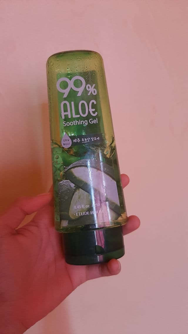 ETUDE 99% Aloe Soothing Gel review photo by Siandria