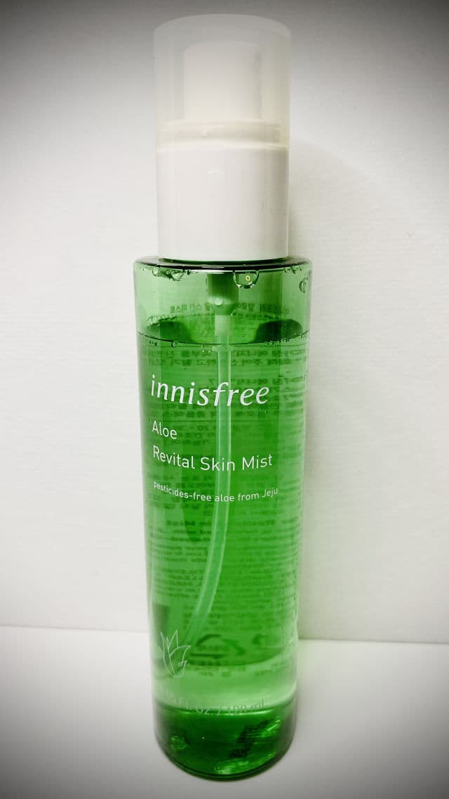 INNISFREE Aloe Revital Skin Mist review photo by SkinWelz