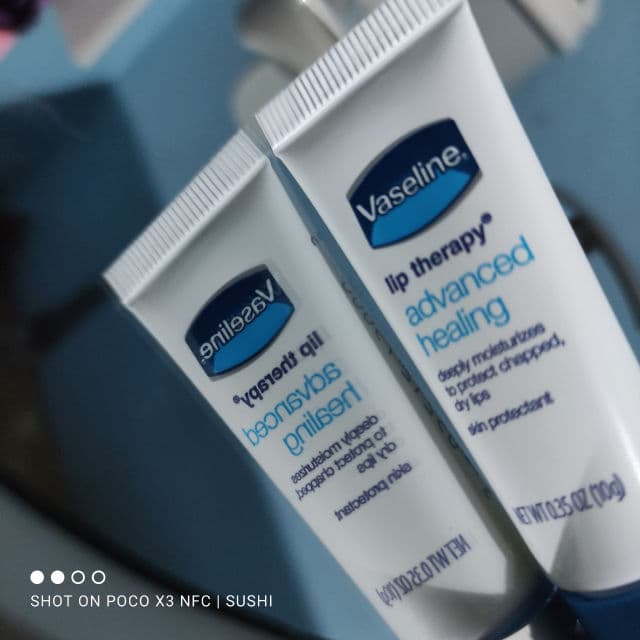 Vaseline Lip Therapy Advanced Healing Tube review photo by SkincareSushi