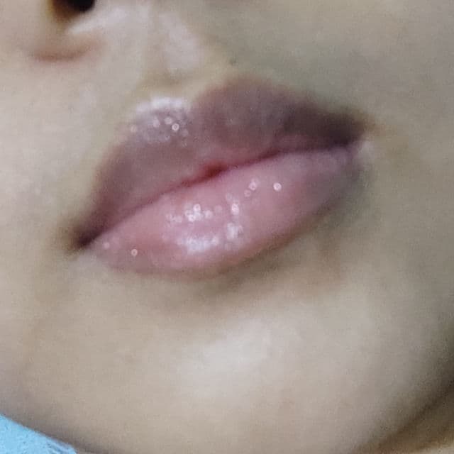 Vaseline Lip Therapy Advanced Healing Tube review photo by SkincareSushi