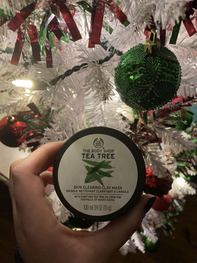 The Body Shop Tea Tree Skin Clearing Clay Mask review photo by SophieZ