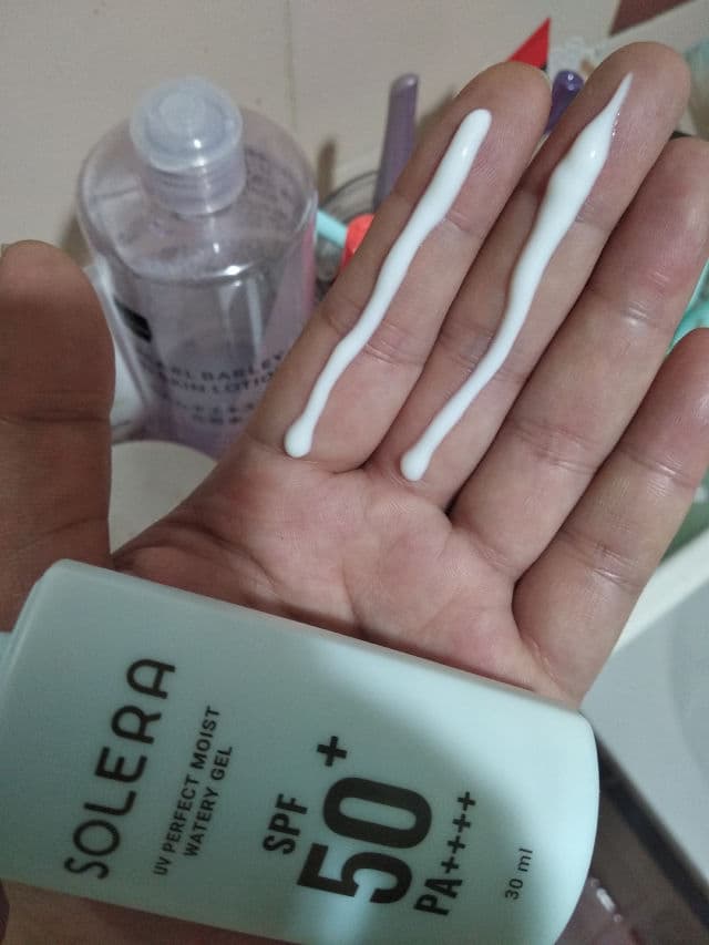 SOLERA UV Perfect Moist Watery Gel SPF 50 PA++++ review photo by Sussi
