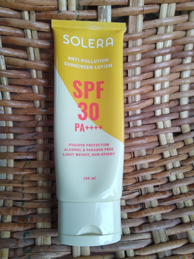 SOLERA Anti-Pollution Sunscreen Lotion SPF 30 PA ++++ review photo by Sussi