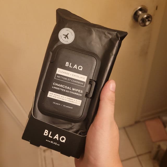 Blaq Cleanse & Exfoliate AHA Charcoal Wipes review photo by Trishaw87