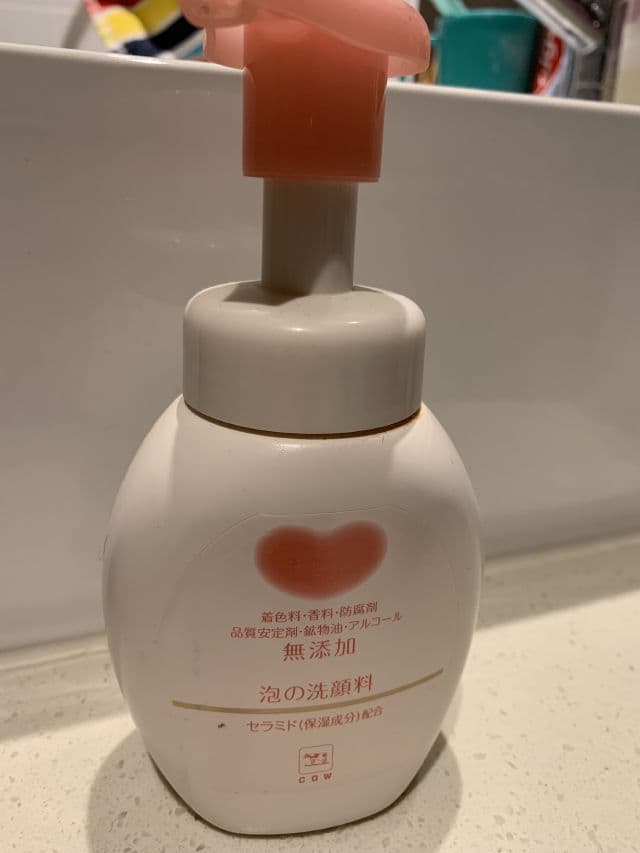 Cow Brand GYUNYU Non Additive Foaming Facial Cleanser review photo by Unadon
