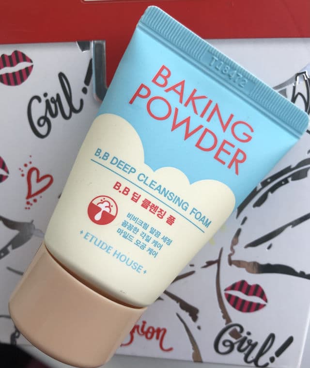 ETUDE Baking Powder Pore Cleansing Foam review photo by Vikki