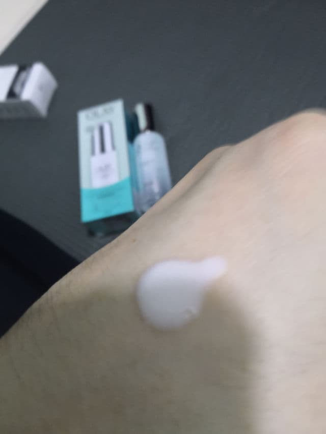 Olay White Radiance Light Perfecting Essence review photo by w3ndy63