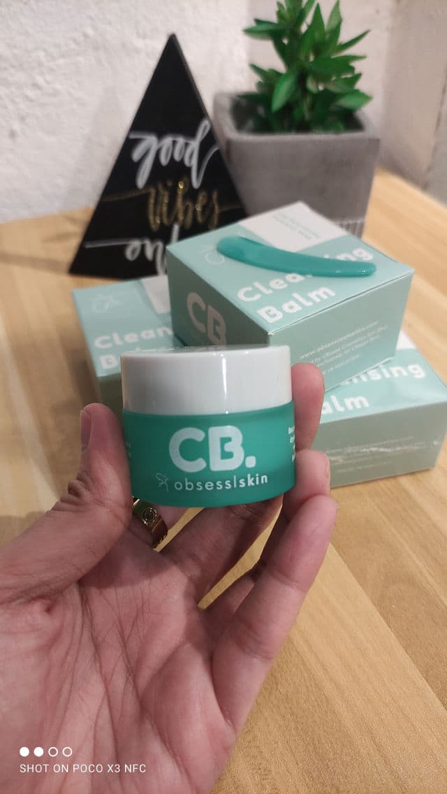 Obsess Cosmetics Cleansing Balm review photo by YayalovesCoffee