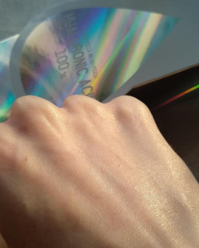 ELIZAVECCA Milky Piggy Hyaluronic Acid 100% Serum review photo by alexandraskrupnikova