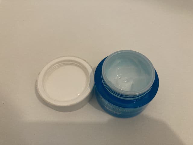 Neutrogena Hydro Boost Aqua Creme review photo by anook