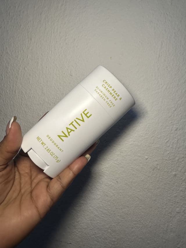 NATIVE Aloe & Green Tea (Sensitive) Deodorant review photo by estefan