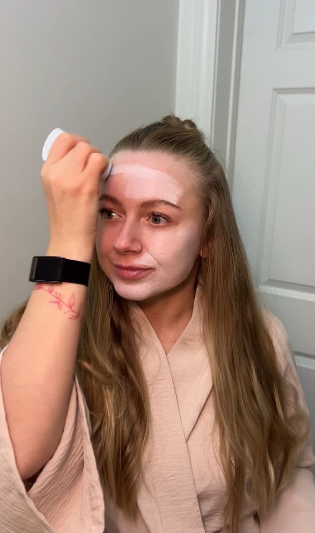 SKIN1004 Madagascar Centella Poremizing Quick Clay Stick Mask review photo by evgenevnatmn