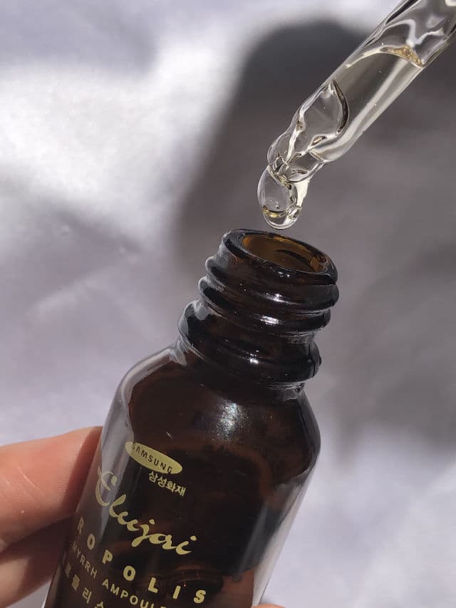 Elujai Everyday Propolis Myrrh Ampoule review photo by maliaperks