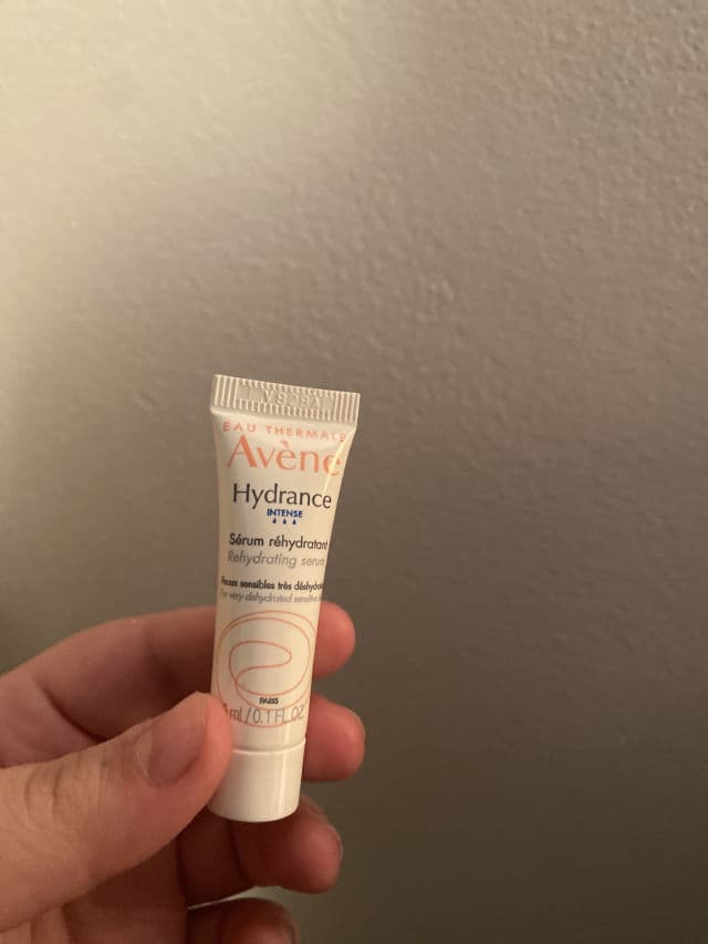 Avene Hydrance Intense Rehydrating serum review photo by butfirstproduct