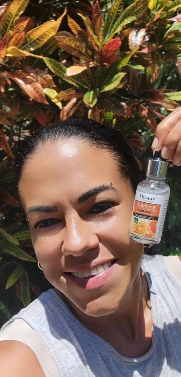 Disaar Beauty Skin Care Vitamin C Serum review photo by Yolaidis