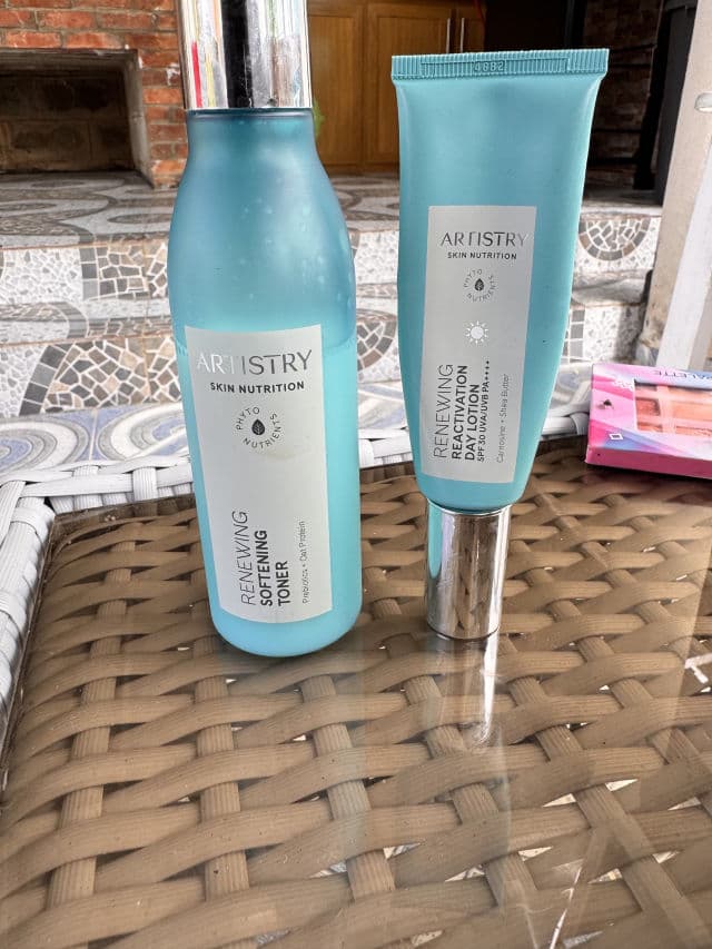 Artistry Skin Nutrition Renewing Softening Toner review photo by penelope123