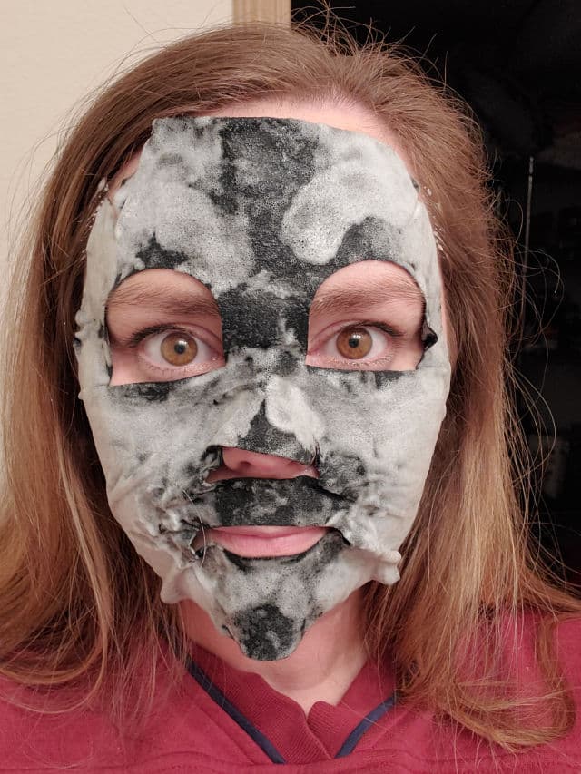 Yes to Tomatoes Detoxifying Bubbling Paper Mask review photo by tryingitwithCassie