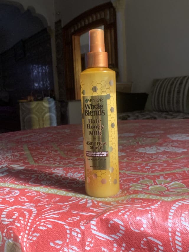 Garnier Whole Blends Hair Honey Milk 450°F Heat Shield Spray review photo by rachaelaoufi