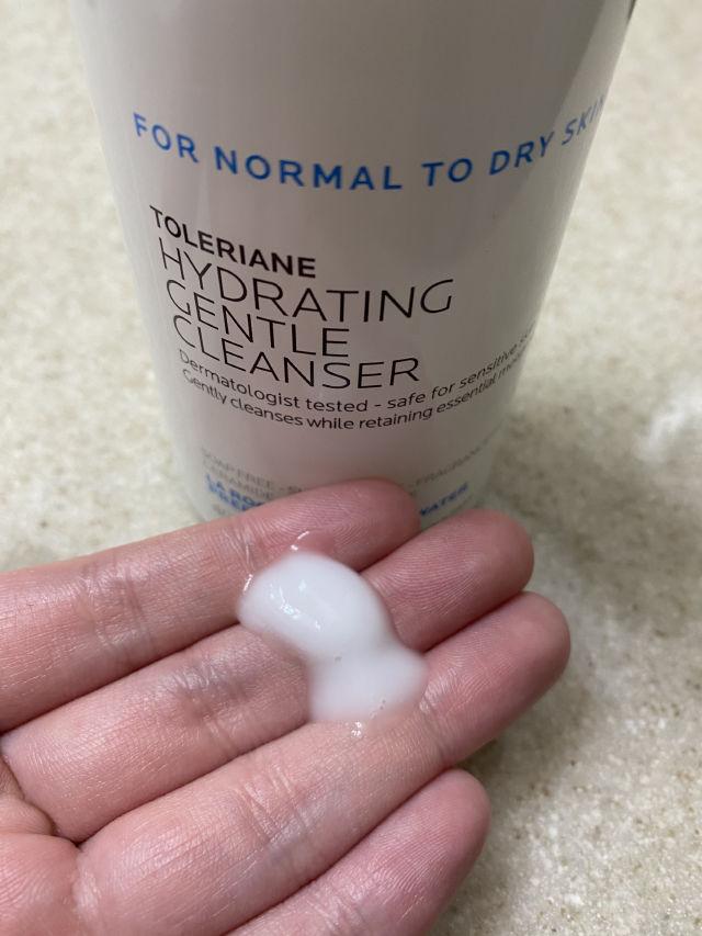 Toleriane Hydrating Gentle Facial Cleanser product review