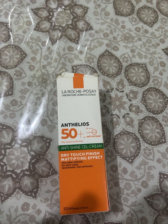 La Roche-Posay Anthelios XL Dry Touch SPF50+ Sunscreen For Oily Skin review photo by ChanelyCarvajal