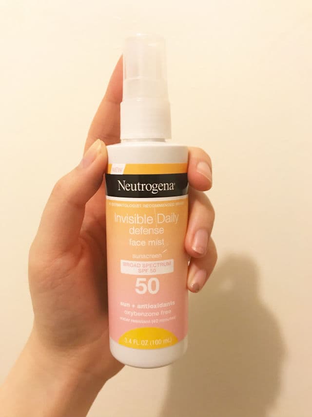 Neutrogena Invisible Daily Defense Sunscreen Face Mist SPF 50 review photo by cherryupbaby