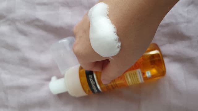 Neutrogena Soothing Clear Turmeric Mousse Cleanser review photo by christyn