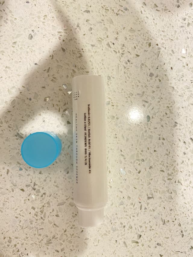 Dermatica Tretinoin + 4% Niacinamide review photo by CindyCuidaTuPiel