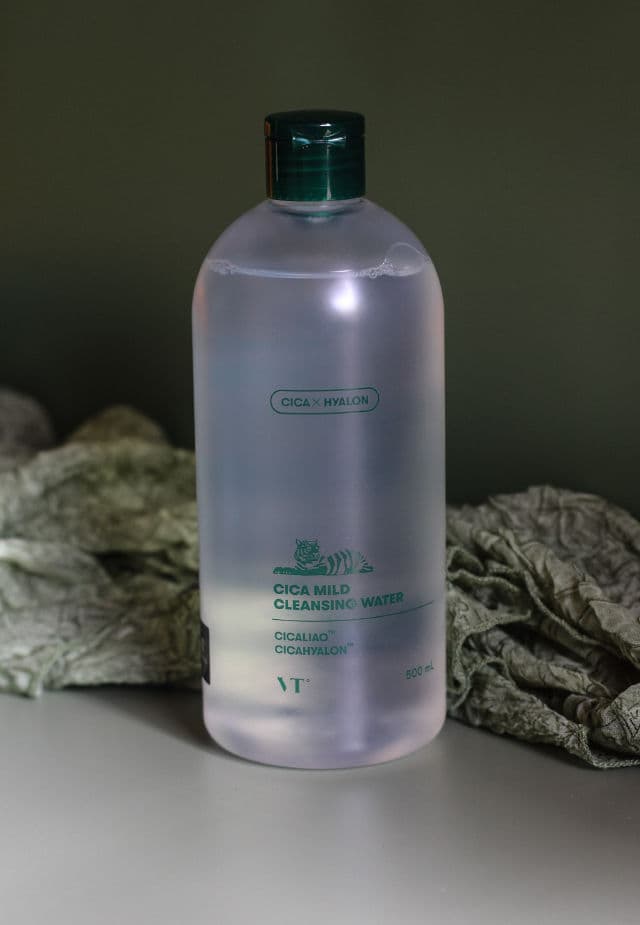 VT COSMETICS Cica Mild Cleansing Water review photo by cookietbs
