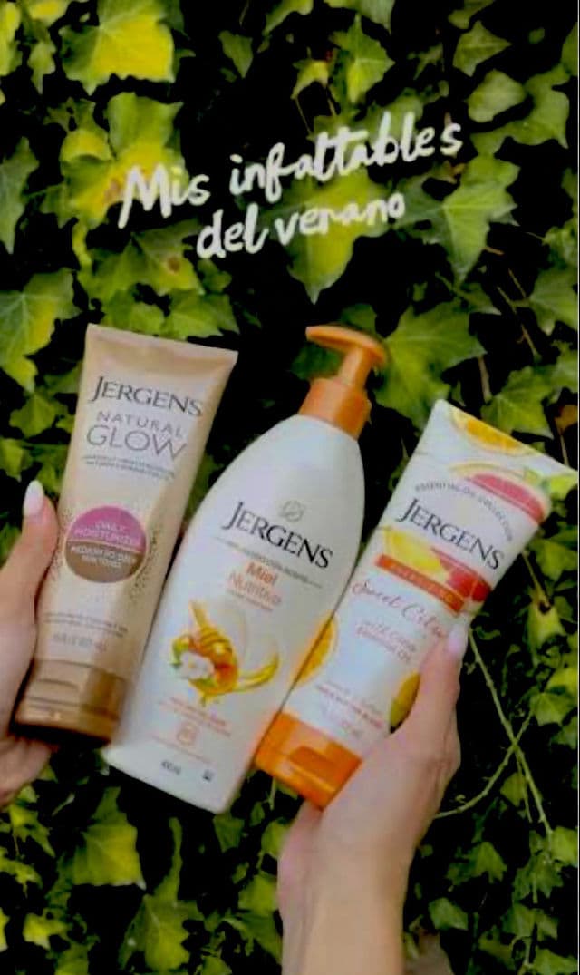 Jergens Natural Glow Firming Daily Moisturizer Medium to Tan review photo by KimberlyFloresVlz