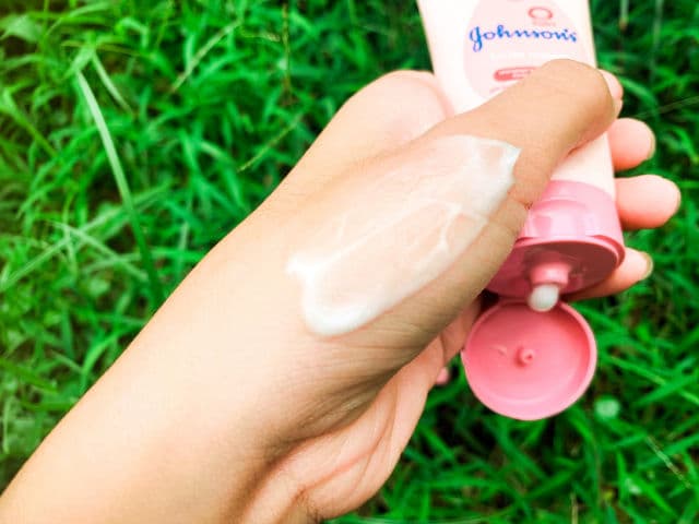 Johnson's Baby Cream review photo by denyaspicky