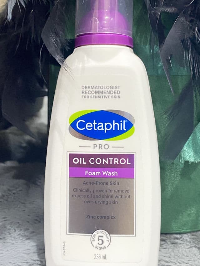 Cetaphil Dermacontrol Pro Oil Removing Foam Wash review photo by coquettewonyoungi