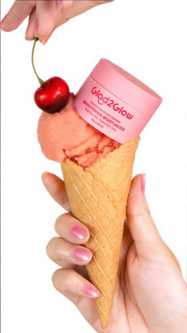 Glad2Glow Pomegranate 5% Niacinamide Brightening Moisturizer review photo by Jeanix