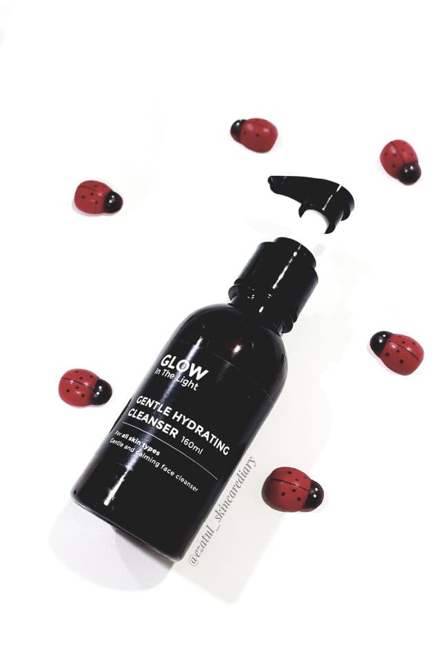 Glow In The Light Gentle Hydrating Cleanser review photo by ezatulSkincareDiary