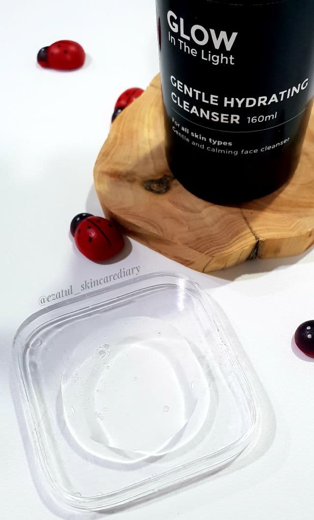 Glow In The Light Gentle Hydrating Cleanser review photo by ezatulSkincareDiary