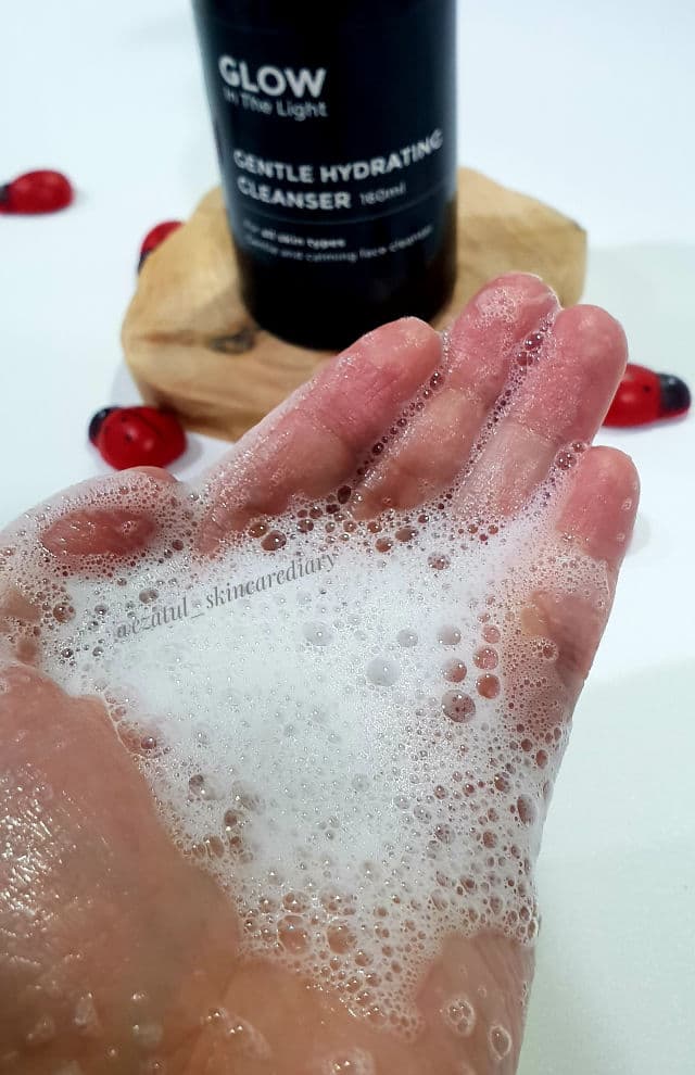 Glow In The Light Gentle Hydrating Cleanser review photo by ezatulSkincareDiary