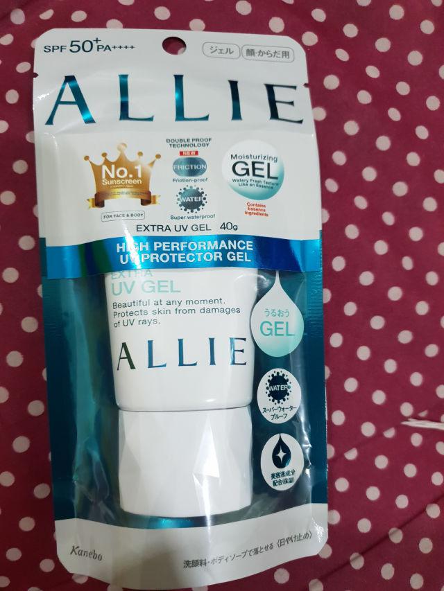 Extra UV Gel SPF50 + PA ++++ product review
