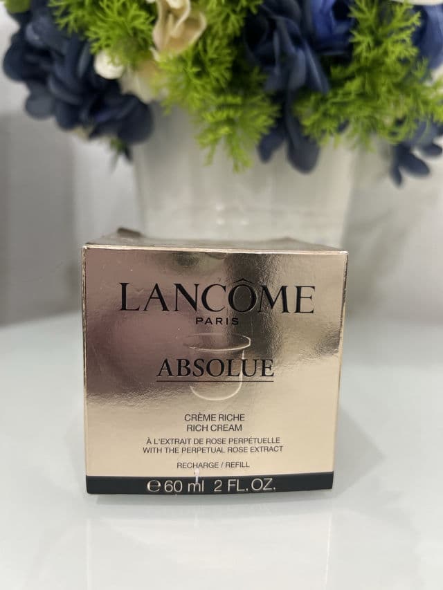 Lancome Absolue Revitalizing Anti-Aging Eye Cream with Grand Rose Extracts review photo by Itsmayelin