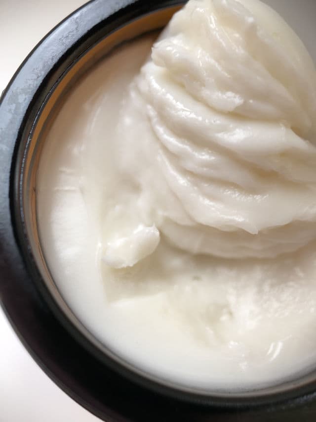 Aurelia Probiotic Skincare Cell Revitalise Day Moisturiser review photo by fivesecglow