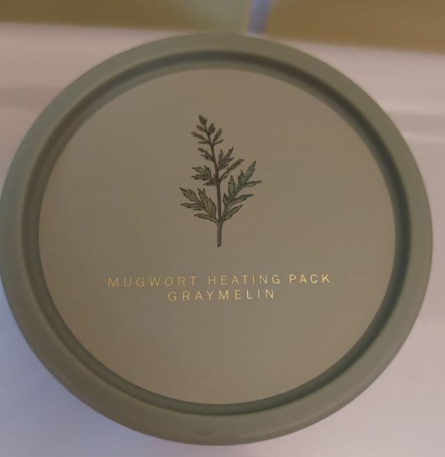 Graymelin Mugwort Heating Pack review photo by flightgirlholly