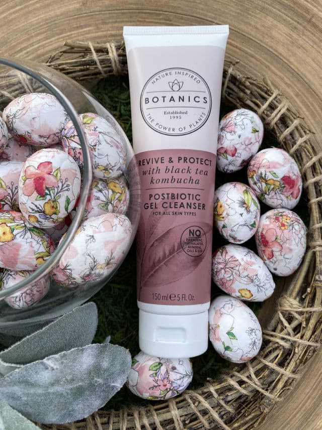 Botanics Revive & Protect Postbiotic Cleanser review photo by freshfacedover40