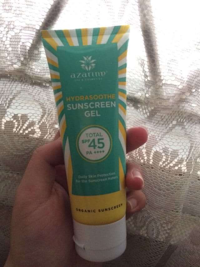 Azarine Hydrasoothe Sunscreen Gel SPF45+++ review photo by gabrieladiary