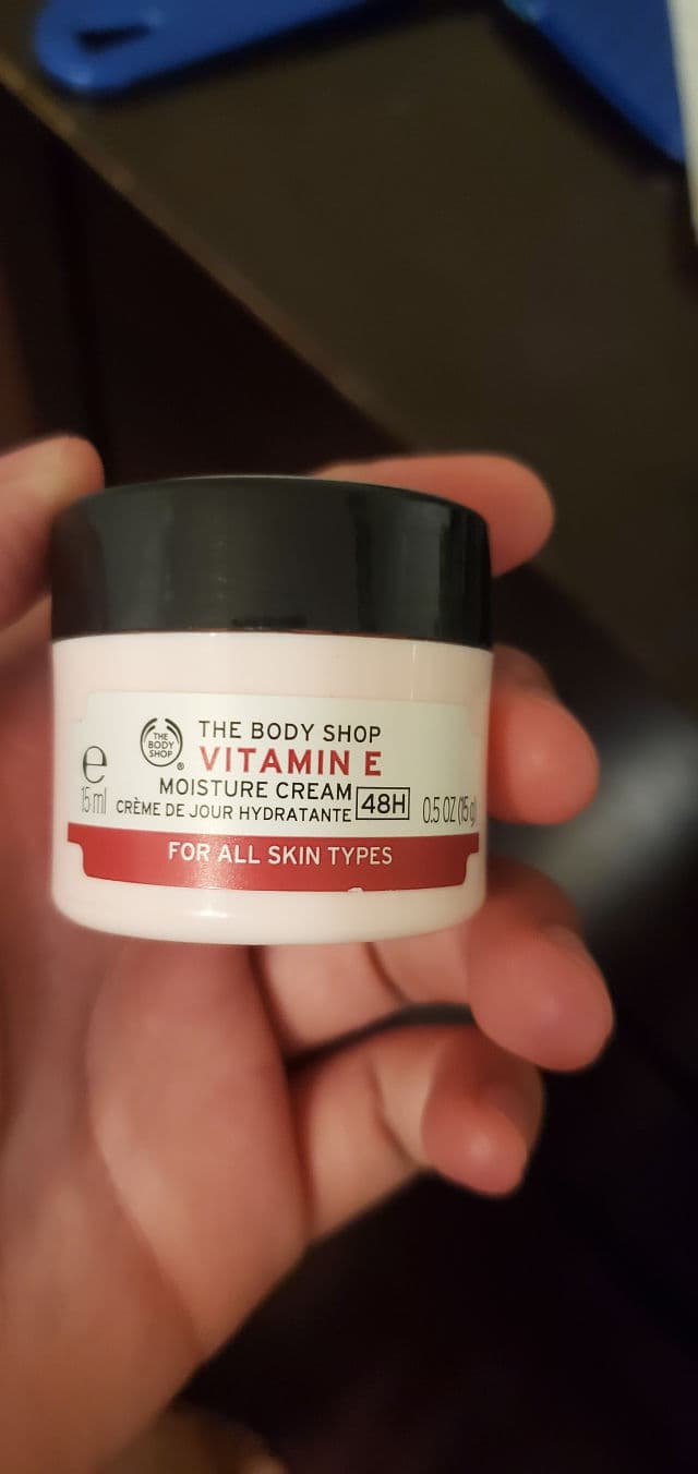 The Body Shop Vitamin E Moisture Cream review photo by hiraethsal