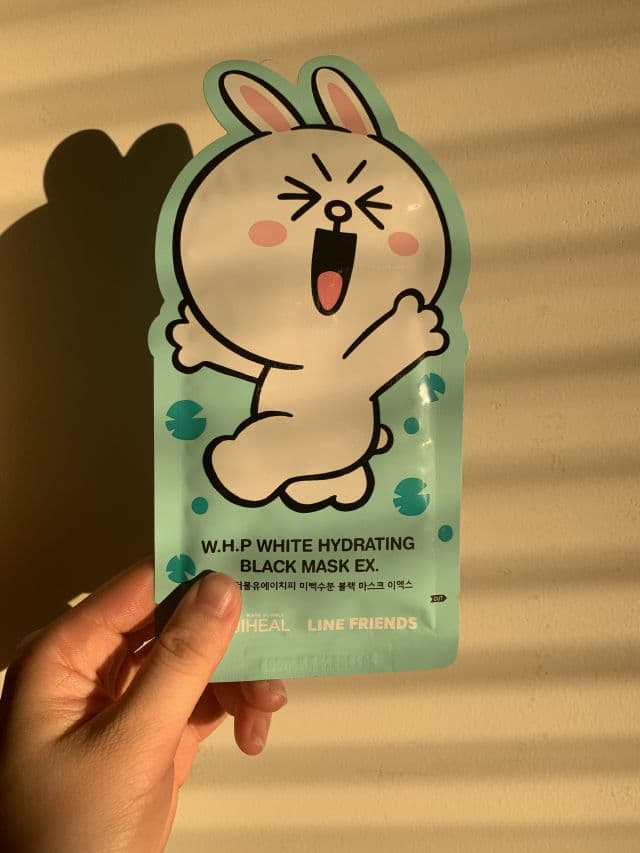 MEDIHEAL MEDIHEAL W.H.P Brightening & Hydrating Charcoal Sheet Mask review photo by isaglowup