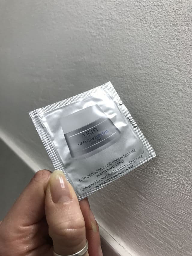Vichy LiftActiv Supreme - Day review photo by lauraamenichini
