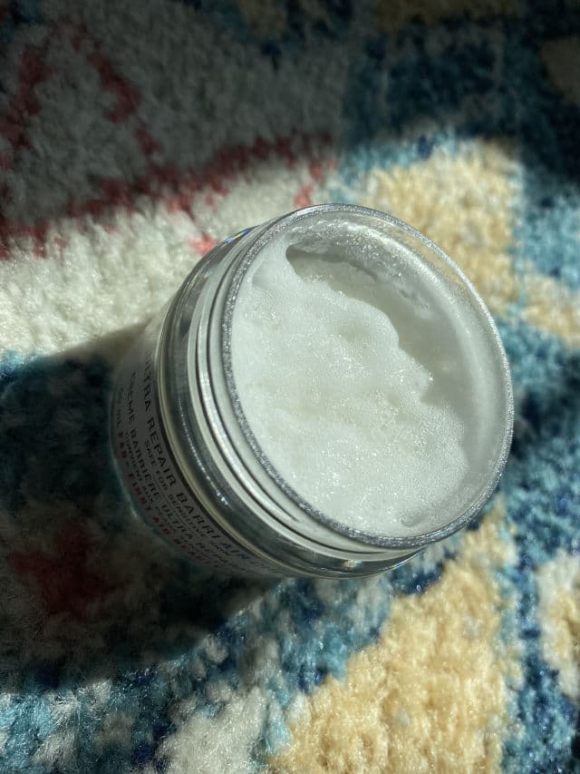 First Aid Beauty Ultra Repair BarriAir Cream review photo by lifeofskincare