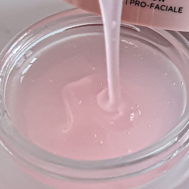 BeautyBio Glass & Gloss Megawatt Glow Pro-Facial - Glass Scrub review photo by lindseyprry