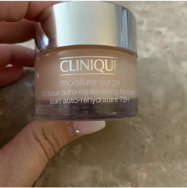 Clinique Moisture Surge 72-Hour Auto-Replenishing Hydrator review photo by maggie26