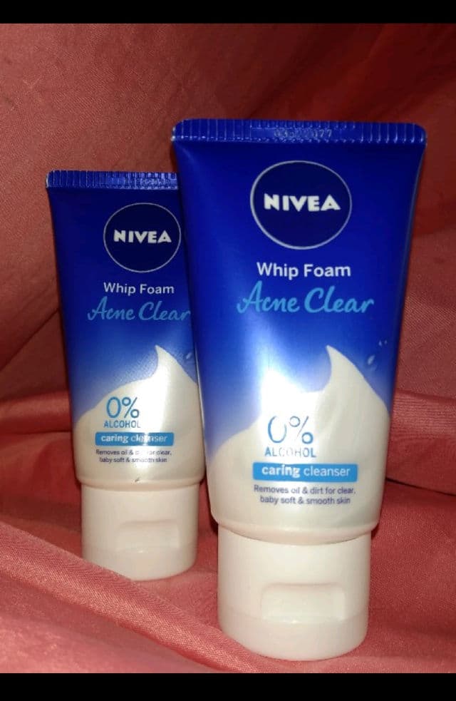 Nivea Whip Foam Acne Clear 0% Alcohol review photo by strawberryberi